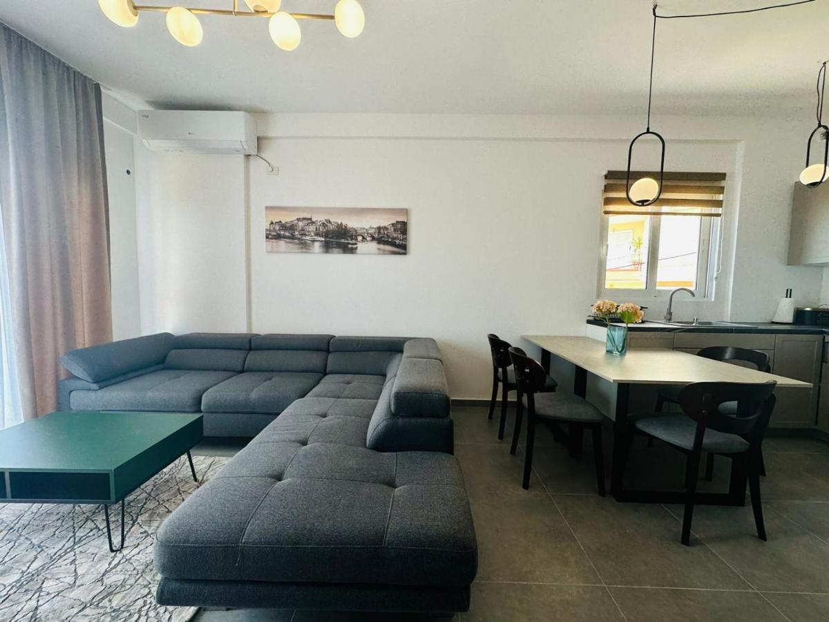 Apartment Celine Sarandë Exterior foto